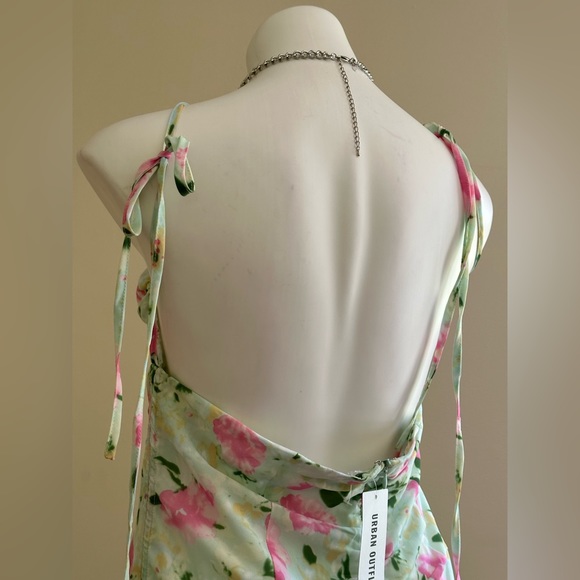 SNDYS Urban Outfitters Cyprus Floral Ruched Cinched Bare Back Mini Dress SZ M - Picture 6 of 16